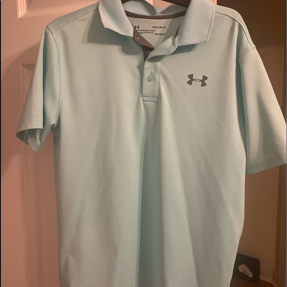 Under Armour boys shirt